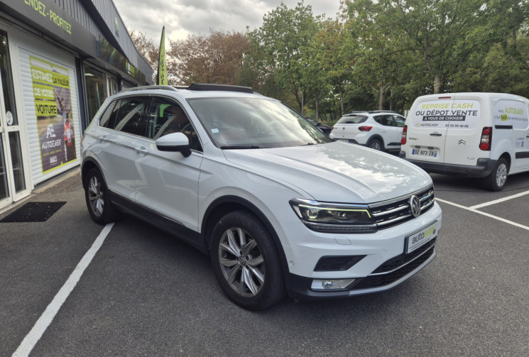Volkswagen Tiguan 2.0 TDI 150 Carat 4Motion DSG7 Toit ouvrant / Cuir