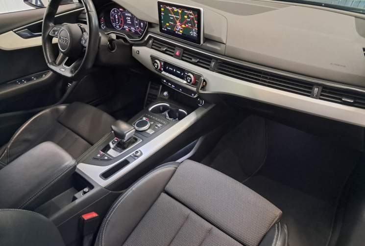 Audi A4  (8W2) 2.0 TDI 150 S line S tronic 7  - 2eme main - suivi entretien  - attelage - 