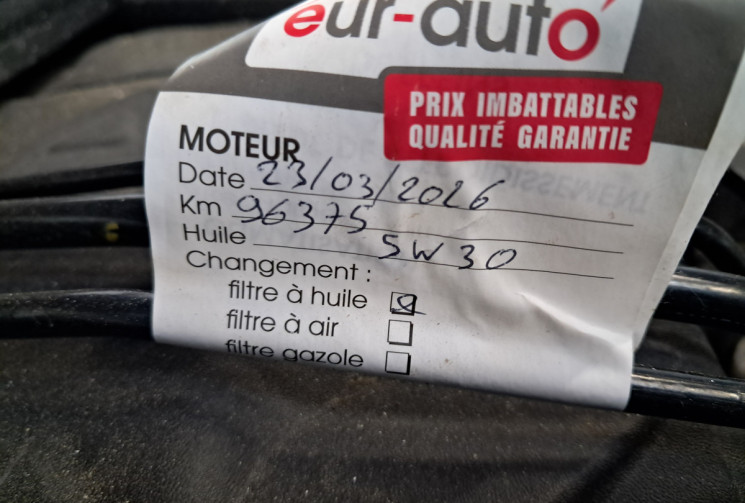 Audi A4  (8W2) 2.0 TDI 150 S line S tronic 7  - 2eme main - suivi entretien  - attelage - 