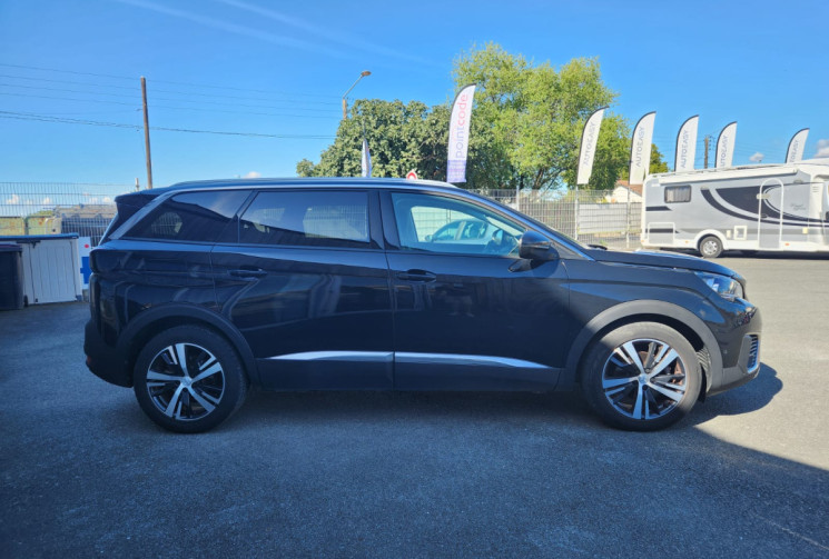 Peugeot 5008  II  1.5 130 / FINITION ALLURE / TRES BON ÉTAT / ENTRETIEN SUIVI / GARANTIE 12 MOIS