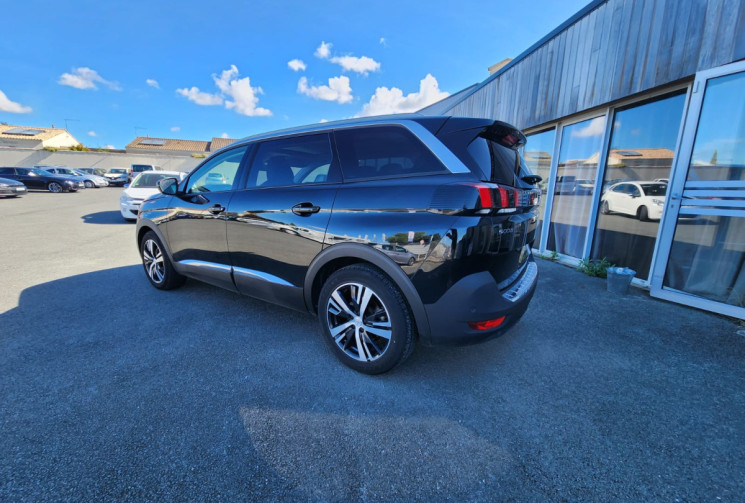 Peugeot 5008  II  1.5 130 / FINITION ALLURE / TRES BON ÉTAT / ENTRETIEN SUIVI / GARANTIE 12 MOIS
