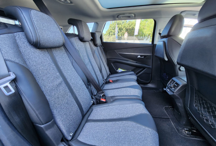 Peugeot 5008  II  1.5 130 / FINITION ALLURE / TRES BON ÉTAT / ENTRETIEN SUIVI / GARANTIE 12 MOIS