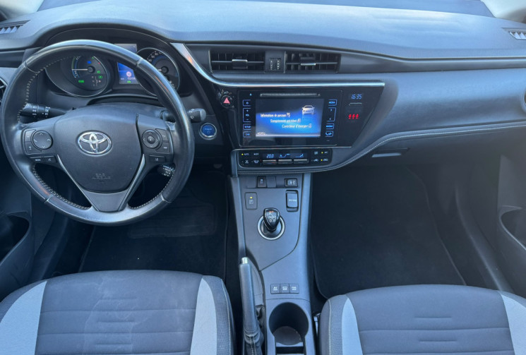 Toyota AURIS Phase 2 1.8 VVT-i HSD CVT 136CV DESIGN