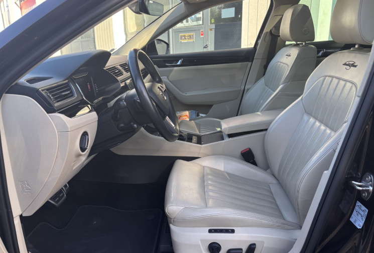 Skoda SUPERB 2.0 TDI 190 Laurin & Klement / Entretien SKODA / Attelage