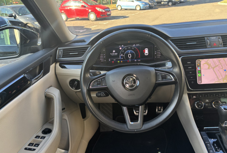 Skoda SUPERB 2.0 TDI 190 Laurin & Klement / Entretien SKODA / Attelage
