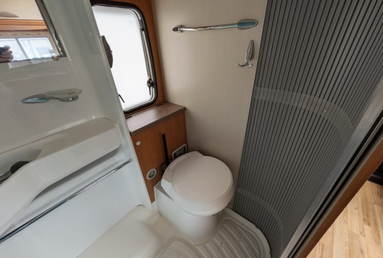Ford Transit  GENESIS 34 2.2 TDCI CHALLENGER 140 - MOTEUR A CHAINE - GARANTIE 12 MOIS - 