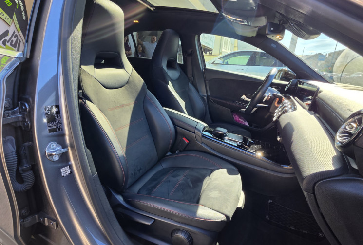 Mercedes Classe A 200 163 ch AMG Line 7G-DCT Toit Ouvrant  Jantes 19