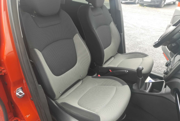 Renault Captur 0.9 TCE 90 CH INTENS ENERGY 1ERE MAIN