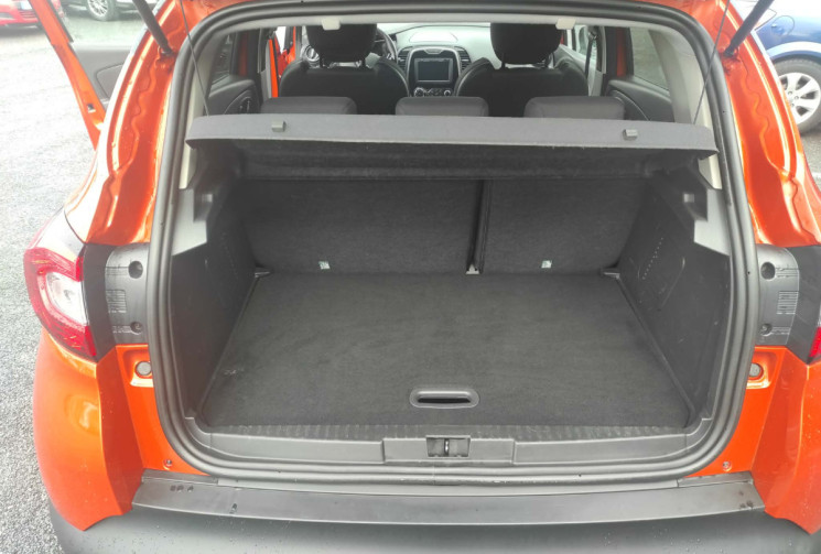 Renault Captur 0.9 TCE 90 CH INTENS ENERGY 1ERE MAIN