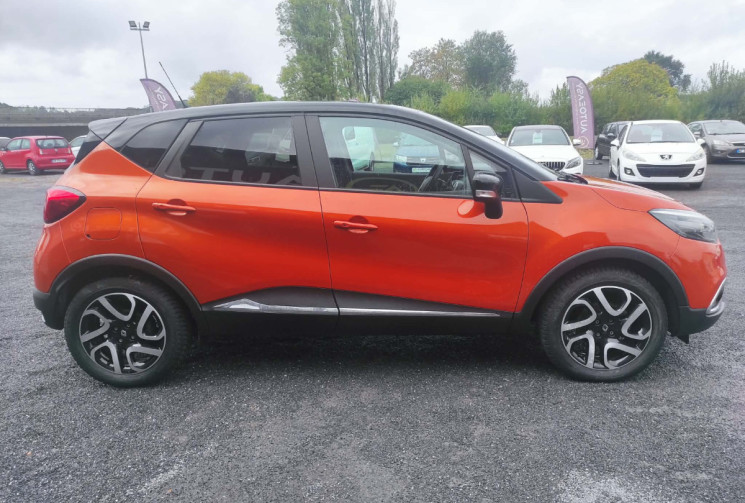 Renault Captur 0.9 TCE 90 CH INTENS ENERGY 1ERE MAIN