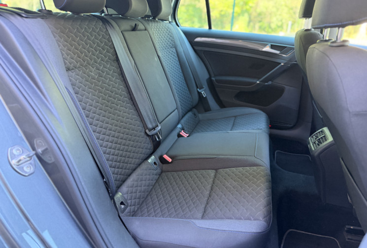 Volkswagen Golf 7.5 1.0 TSi 116 DSG7 CONNECT / Cockpit / Carplay / Camera / Keyless / Garantie