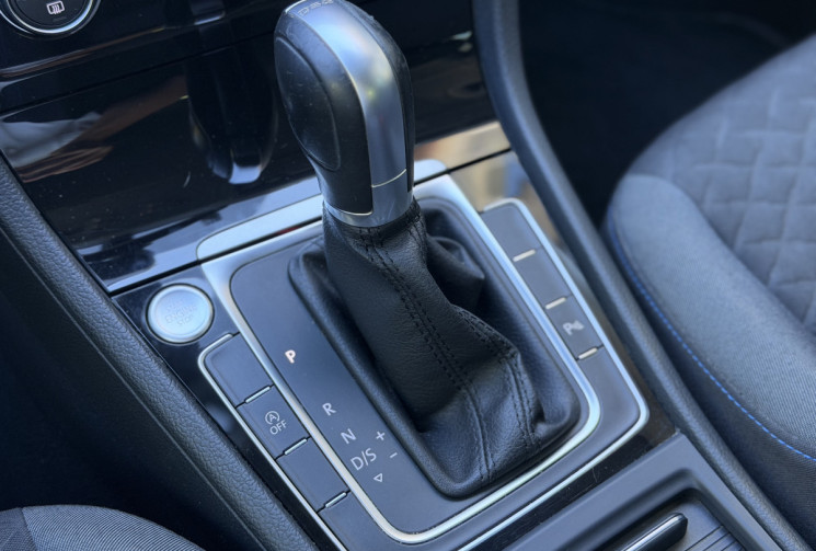 Volkswagen Golf 7.5 1.0 TSi 116 DSG7 CONNECT / Cockpit / Carplay / Camera / Keyless / Garantie