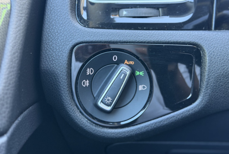 Volkswagen Golf 7.5 1.0 TSi 116 DSG7 CONNECT / Cockpit / Carplay / Camera / Keyless / Garantie