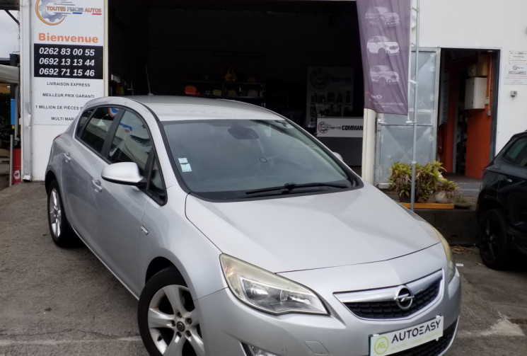 Opel Astra 1.7 CDTI 110 FAP COSMO