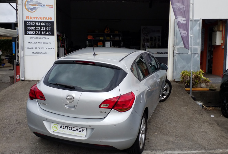 Opel Astra 1.7 CDTI 110 FAP COSMO
