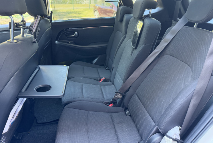 Kia CARENS  1.7 CRDI 136 Finition Premium / Entretien KIA / Attelage