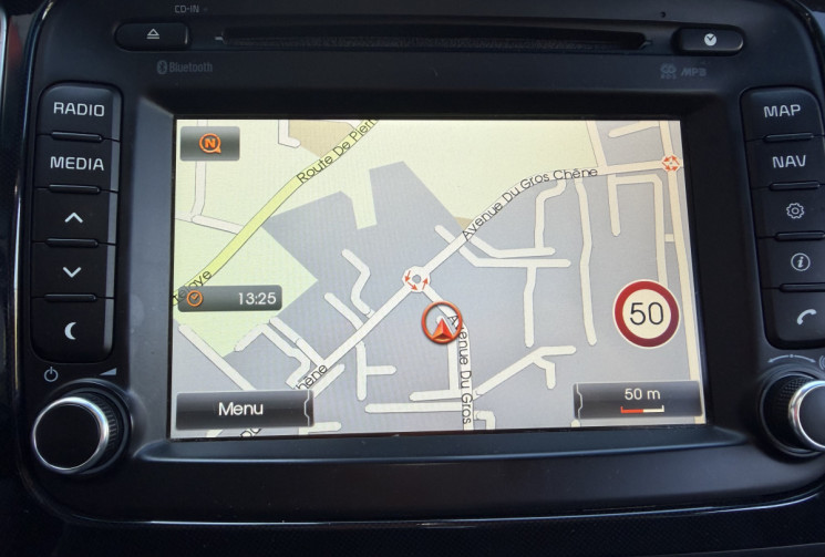 Kia CARENS  1.7 CRDI 136 Finition Premium / Entretien KIA / Attelage