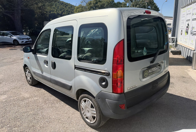 Renault Kangoo 1.6i 95 CH 5 PLACES