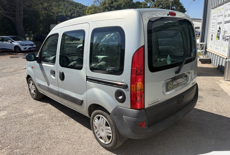 Renault Kangoo 1.6i 95 CH 5 PLACES