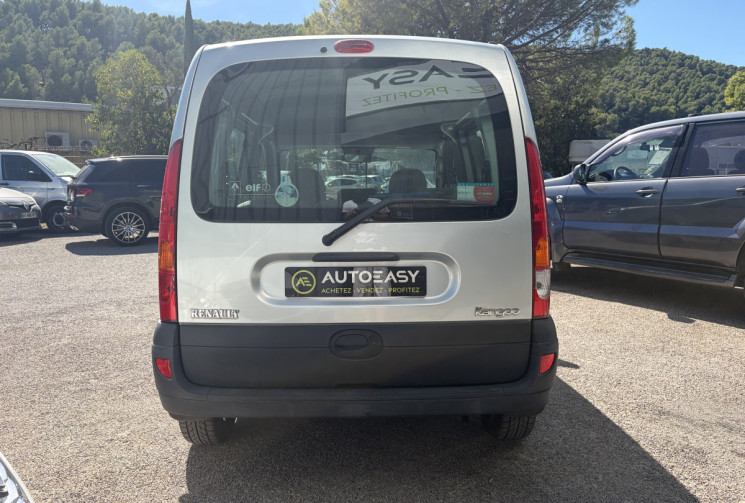 Renault Kangoo 1.6i 95 CH 5 PLACES
