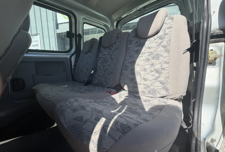 Renault Kangoo 1.6i 95 CH 5 PLACES