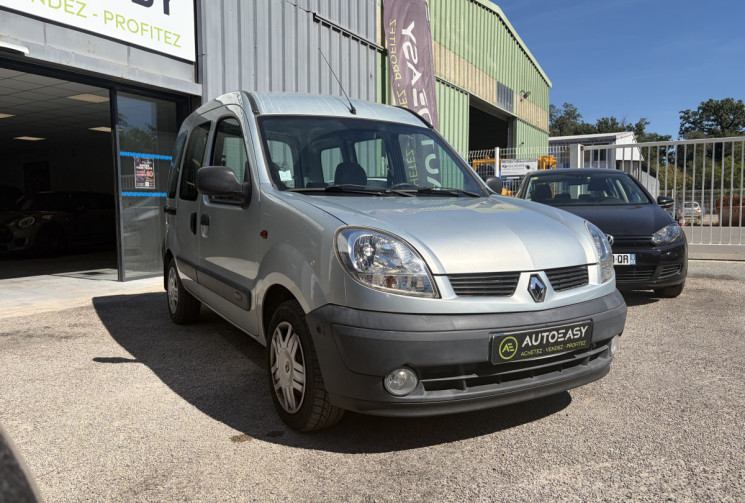 Renault Kangoo 1.6i 95 CH 5 PLACES