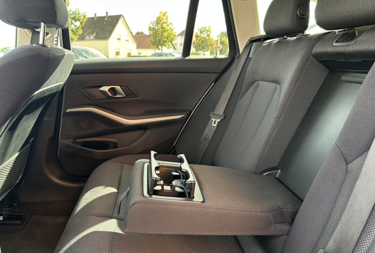BMW SERIE 3 TOURING 318D 150 CH BUSINESS DESIGN