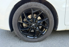 Kia CARENS  1.7 CRDI 136 Finition Premium / Entretien KIA / Attelage