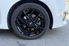 Kia CARENS  1.7 CRDI 136 Finition Premium / Entretien KIA / Attelage