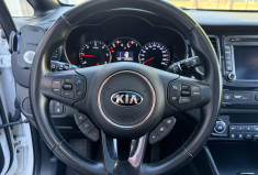 Kia CARENS  1.7 CRDI 136 Finition Premium / Entretien KIA / Attelage