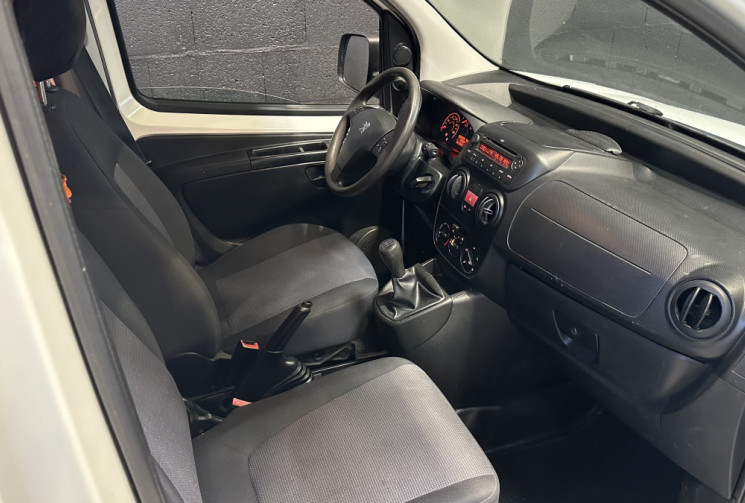 Peugeot BIPPER L1 1.4 HDi 70 ch Standard / Suivi d’entretien disponible