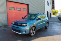 FIAT Grande Panda 1.2 Hybrid 110 La Prima EDCT6 *NEUF 2026