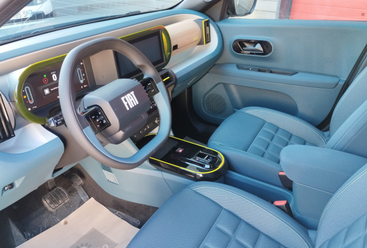 FIAT Grande Panda 1.2 Hybrid 110 La Prima EDCT6 *NEUF 2026