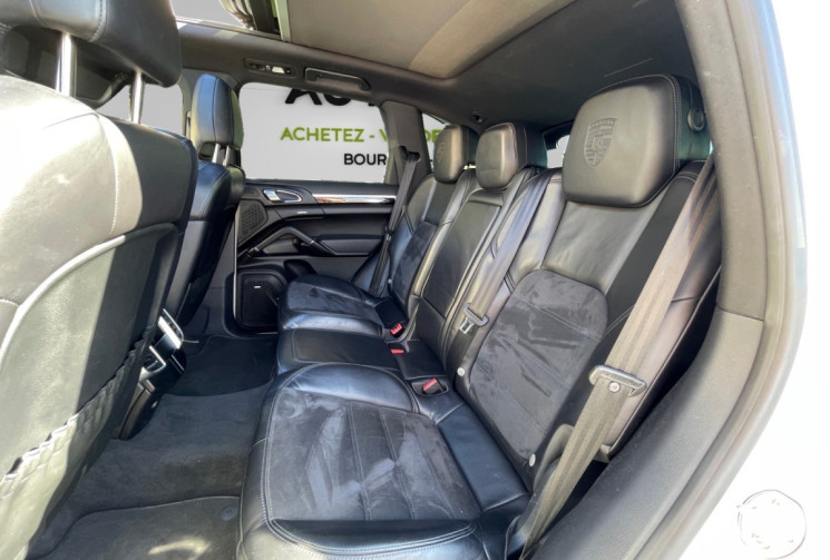 Porsche Cayenne 3.0 D / 262 CH / EDITION PLATINIUM