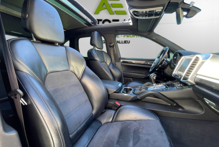 Porsche Cayenne 3.0 D / 262 CH / EDITION PLATINIUM
