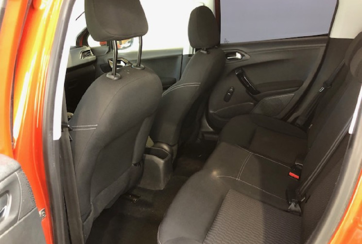 Peugeot 208 ACTIVE BLEUHDI 100CH 