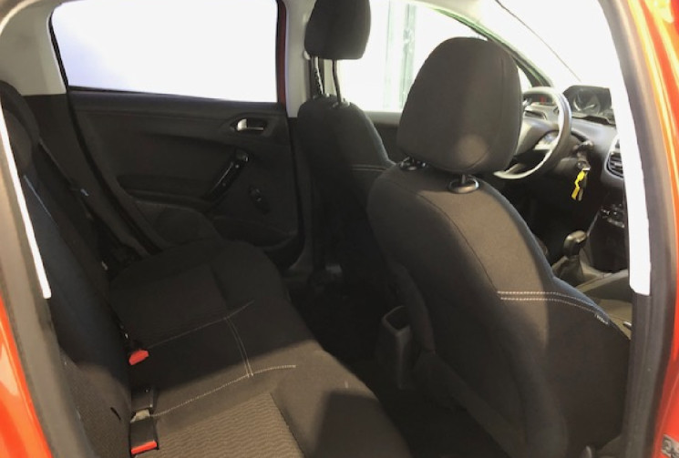 Peugeot 208 ACTIVE BLEUHDI 100CH 