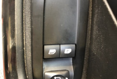 Peugeot 208 ACTIVE BLEUHDI 100CH 