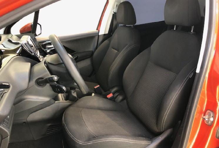 Peugeot 208 ACTIVE BLEUHDI 100CH 