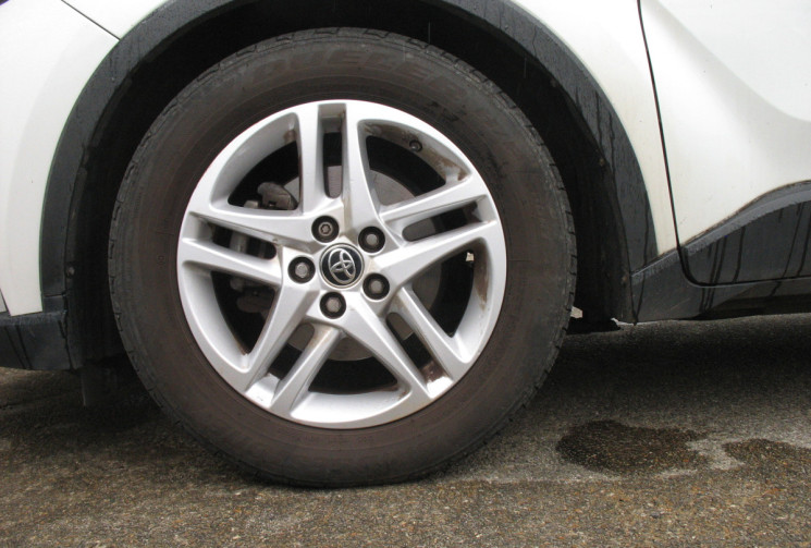 Toyota C-HR 1.8 HYBRID DYMAMIC