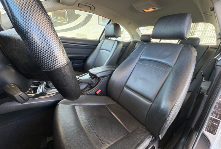 BMW SERIE 3 COUPE  320 XDrive 2.0 184 / FINITION LUXE / TRES BON ETAT / GARANTIE 12 MOIS
