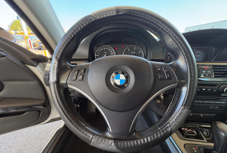 BMW SERIE 3 COUPE  320 XDrive 2.0 184 / FINITION LUXE / TRES BON ETAT / GARANTIE 12 MOIS