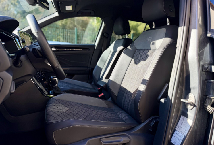 Volkswagen T-Roc Ph.2 2.0 TDI 150 R Line DSG7 / CarPlay / Camera de recul / Roue de secours 