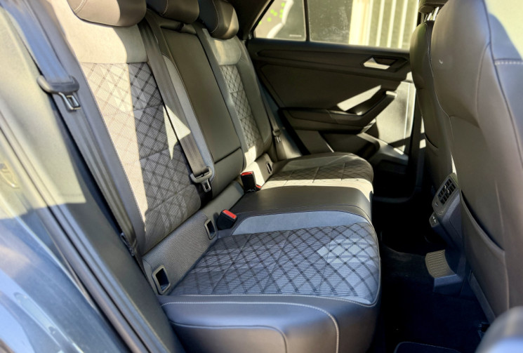 Volkswagen T-Roc Ph.2 2.0 TDI 150 R Line DSG7 / CarPlay / Camera de recul / Roue de secours 