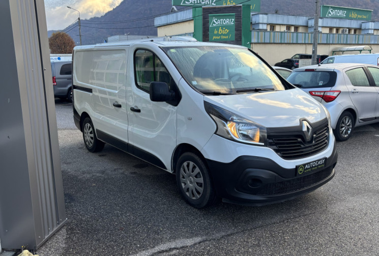 Renault Trafic 1.6 DCI 125 GRAND CONFORT - Attelage 