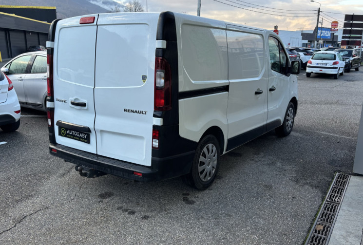 Renault Trafic 1.6 DCI 125 GRAND CONFORT - Attelage 