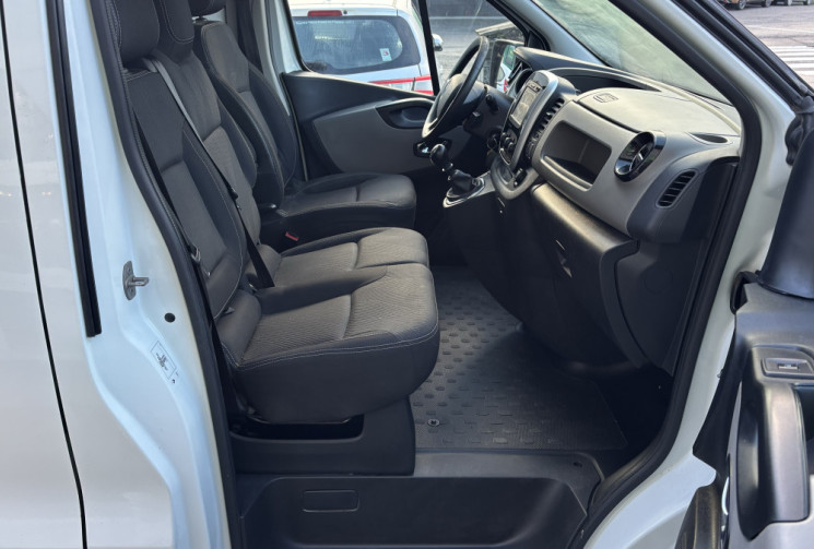 Renault Trafic 1.6 DCI 125 GRAND CONFORT - Attelage 