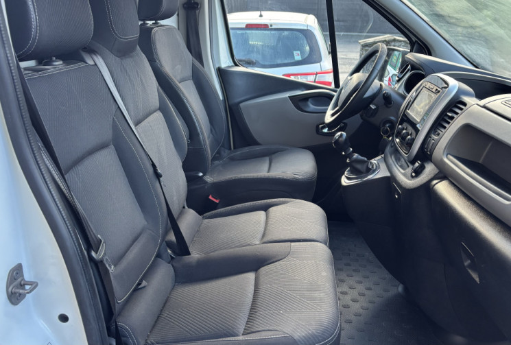 Renault Trafic 1.6 DCI 125 GRAND CONFORT - Attelage 