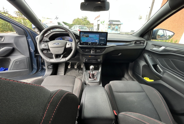 Ford Focus 1.0 Flexfuel/Ethanol E85  125 cv ST-Line Design