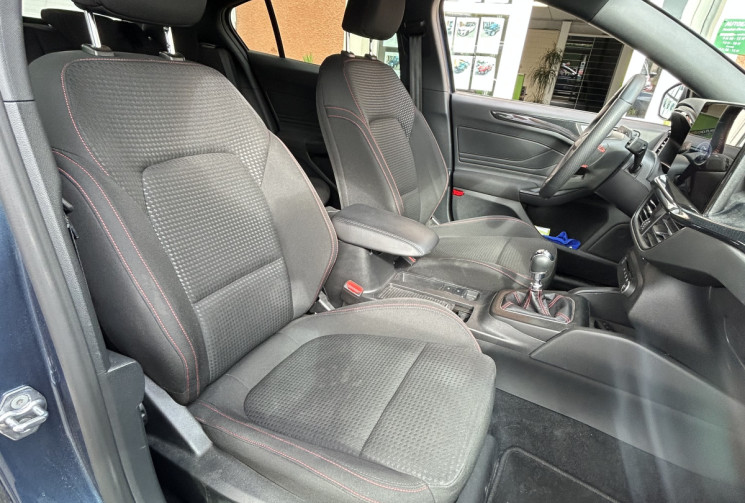 Ford Focus 1.0 Flexfuel/Ethanol E85  125 cv ST-Line Design